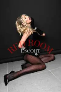 Эскортница Анастасия - грудь 2, рост 175 см, вес 54 кг, цвет волос Блондинки, этничность Европейская