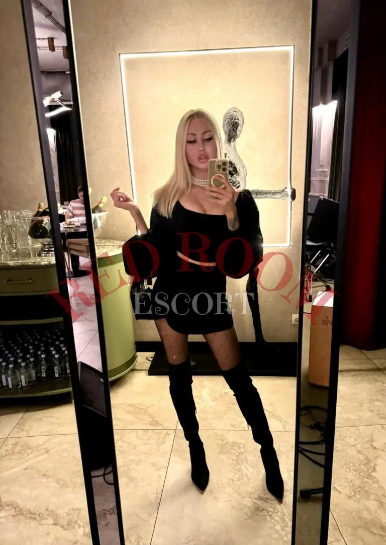 Эскортница Анастасия - грудь 2, рост 175 см, вес 54 кг, цвет волос Блондинки, этничность Европейская