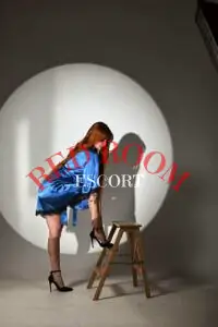 Эскортница Уенздей - грудь 1, рост 165 см, вес 55 кг, цвет волос Рыжые, этничность Европейская