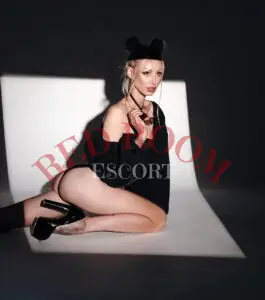 Эскортница Анастасия - грудь 2, рост 175 см, вес 54 кг, цвет волос Блондинки, этничность Европейская
