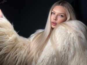 Селфи Астрид