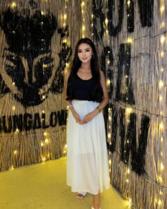 Эскортница Лескен - грудь 1, рост 164 см, вес 50 кг, цвет волос Брюнетки