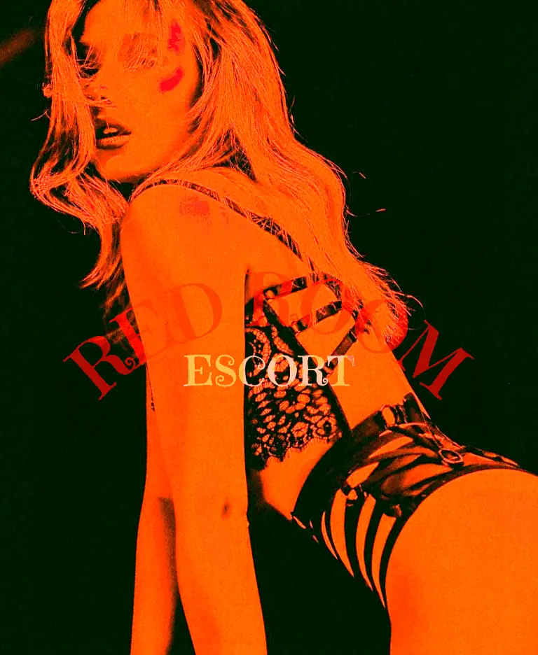 Эскортница Оливия - грудь 2, рост 165 см, вес 50 кг, цвет волос Русые, этничность Европейская