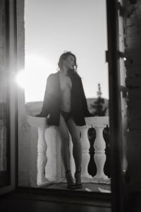 Эскортница Эллина - грудь 2, рост 167 см, вес 47 кг, цвет волос Брюнетки