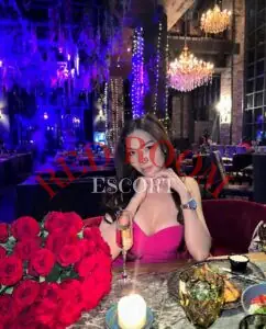 Эскортница Аэлита - грудь 2, рост 173 см, вес 56 кг, цвет волос Брюнетки, этничность Азиатская