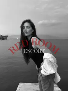 Эскортница Аэлита - грудь 2, рост 173 см, вес 56 кг, цвет волос Брюнетки, этничность Азиатская