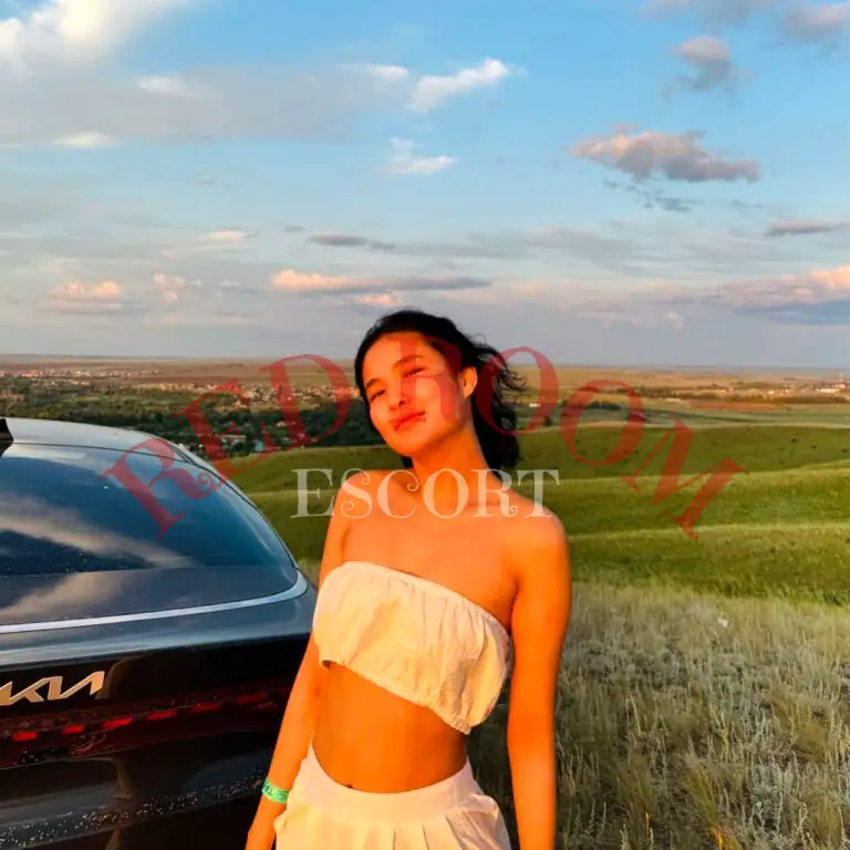 Эскортница Анетта - грудь 2, рост 170 см, вес 47 кг, цвет волос Брюнетки, этничность Азиатская