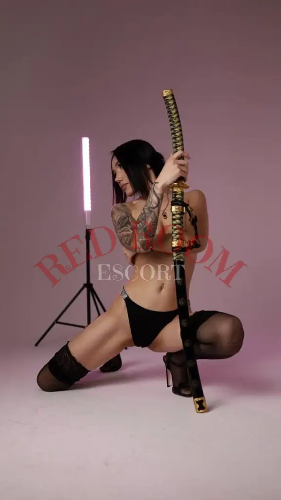 Габи — возраст 27, рост 162, вес 52, размер груди 2