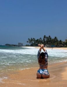 Эскортница Мелисса - грудь 2.5, рост 166 см, вес 67 кг, цвет волос Шатенки, этничность Европейская