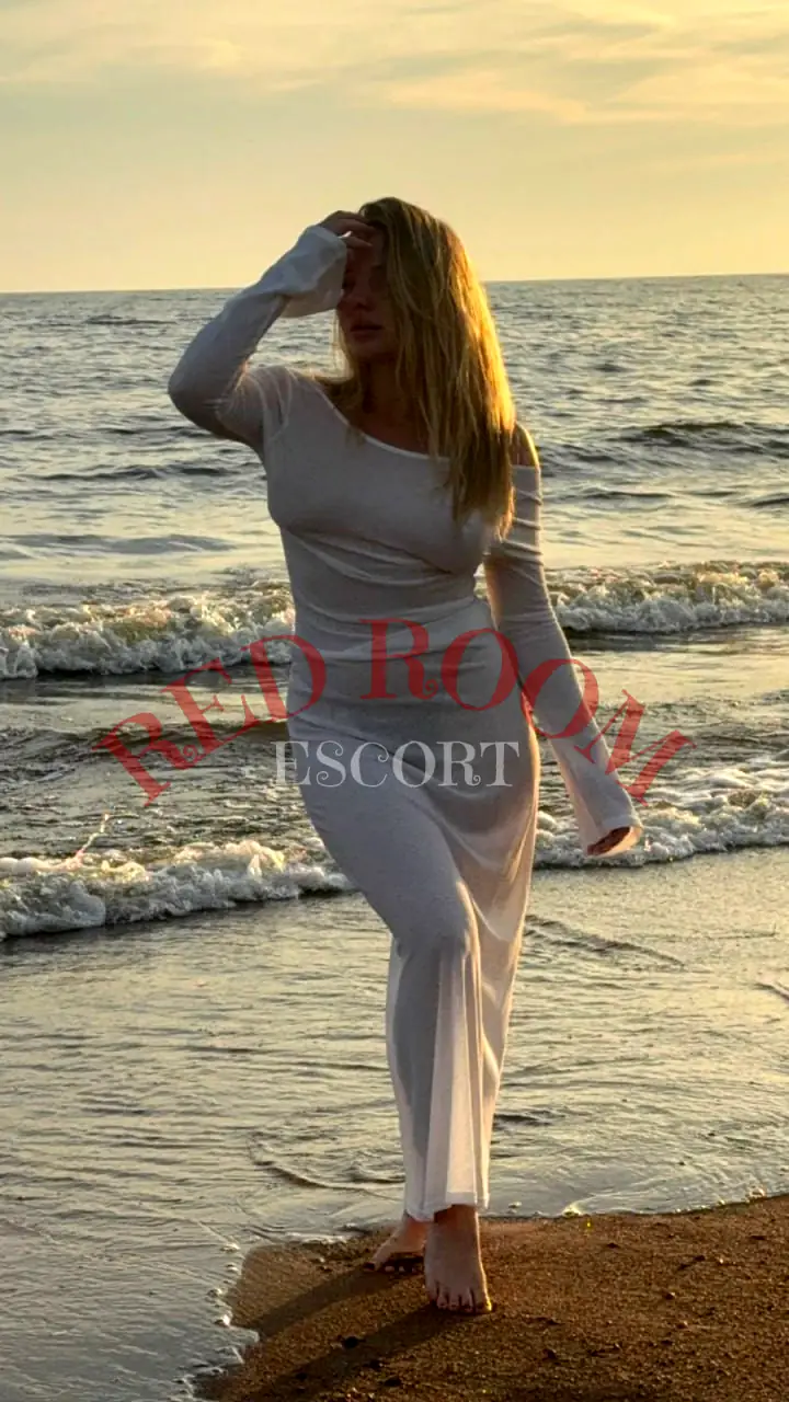 Эскортница Варвара - грудь 2.5, рост 166 см, вес 166 кг, цвет волос Брюнетки, этничность Европейская