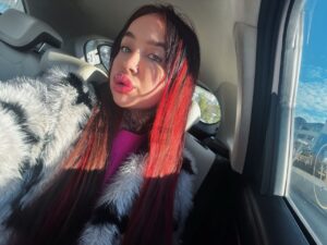 Эскортница Марго - грудь 2, рост 170 см, вес 49 кг, цвет волос Рыжые, этничность Европейская