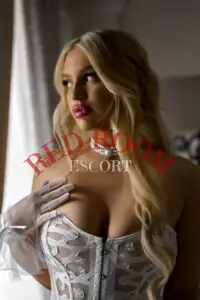 Эскортница Терия - грудь 3, рост 179 см, вес 46 кг, цвет волос Блондинки, этничность Европейская