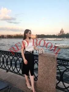 Эскортница Вилара - грудь 2, рост 170 см, вес 57 кг, цвет волос Шатенки, этничность Европейская