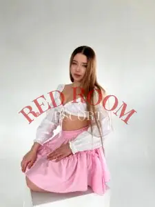 Эскортница Аня - грудь 1.5, рост 166 см, вес 56 кг, цвет волос Блондинки, этничность Европейская