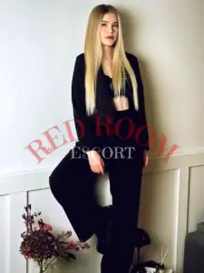 Эскортница Стелла - грудь 1.5, рост 163 см, вес 48 кг, цвет волос Блондинки, Русые, этничность Европейская