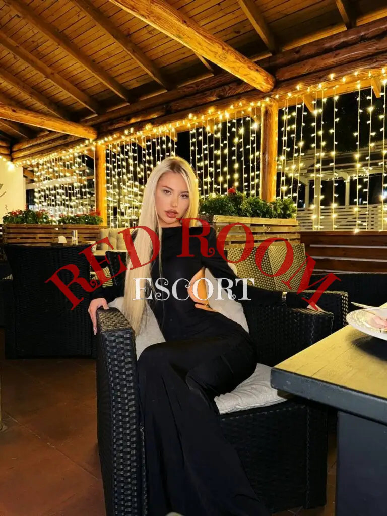 Эскортница Стася - грудь 2, рост 170 см, вес 47 кг, цвет волос Блондинки, этничность Европейская