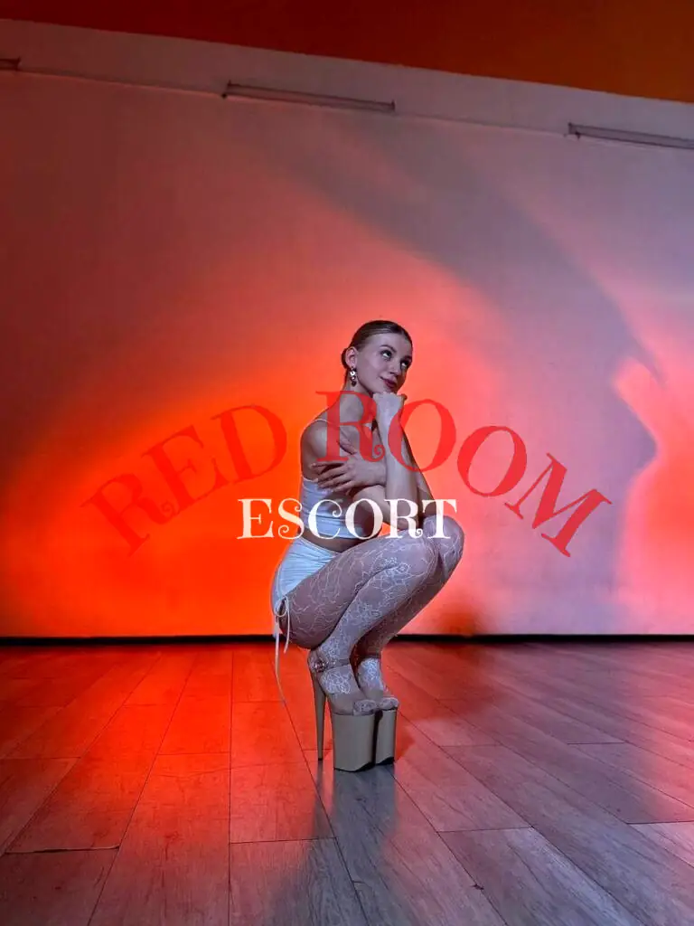 Эскортница Маргери - грудь 1.5, рост 170 см, вес 50 кг, цвет волос Блондинки, этничность Европейская