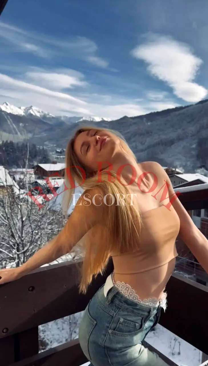 Эскортница Маргери - грудь 1.5, рост 170 см, вес 50 кг, цвет волос Блондинки, этничность Европейская