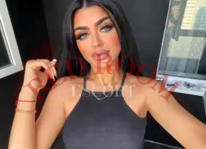 Селфи Наоми