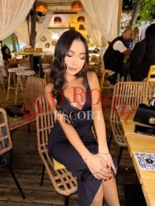 Эскортница Даяна - грудь 2.5, рост 166 см, вес 166 кг, цвет волос Брюнетки