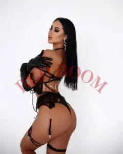 Эскортница Тати - грудь 4, рост 177 см, вес 57 кг, цвет волос Брюнетки, этничность Европейская