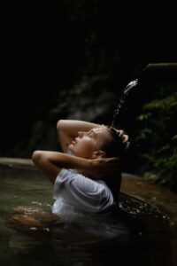 Эскортница Блесс - грудь 4, рост 172 см, вес 53 кг, цвет волос Брюнетки