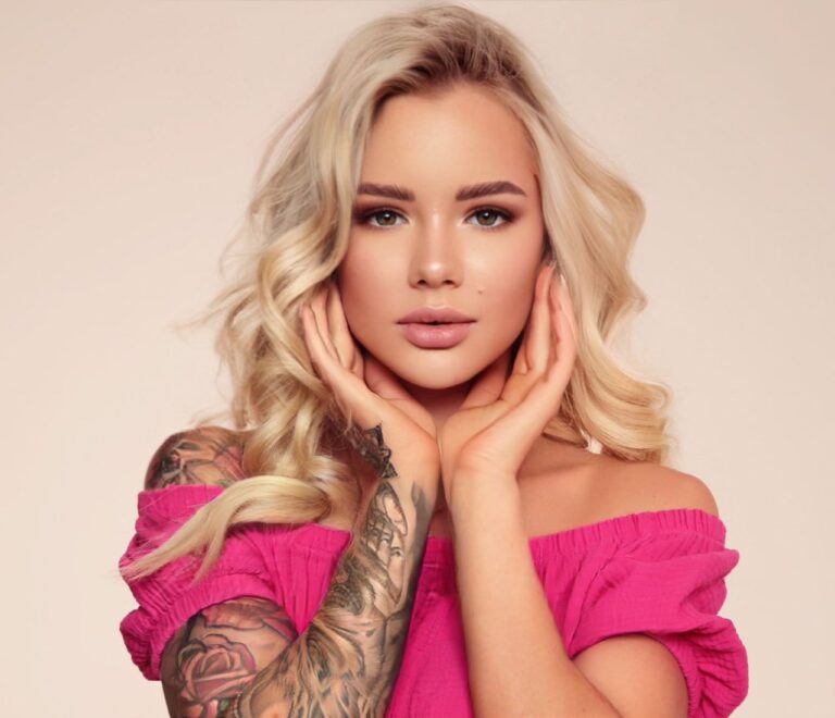 Эскортница Злата - грудь 3, рост 175 см, вес 49 кг, цвет волос Блондинки, этничность Европейская