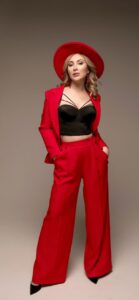 Эскортница Татьяна - грудь 3, рост 175 см, вес 59 кг, цвет волос Блондинки, этничность Европейская