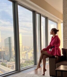 Эскортница Аделия - грудь 3, рост 178 см, вес 58 кг, цвет волос Русые, этничность Европейская