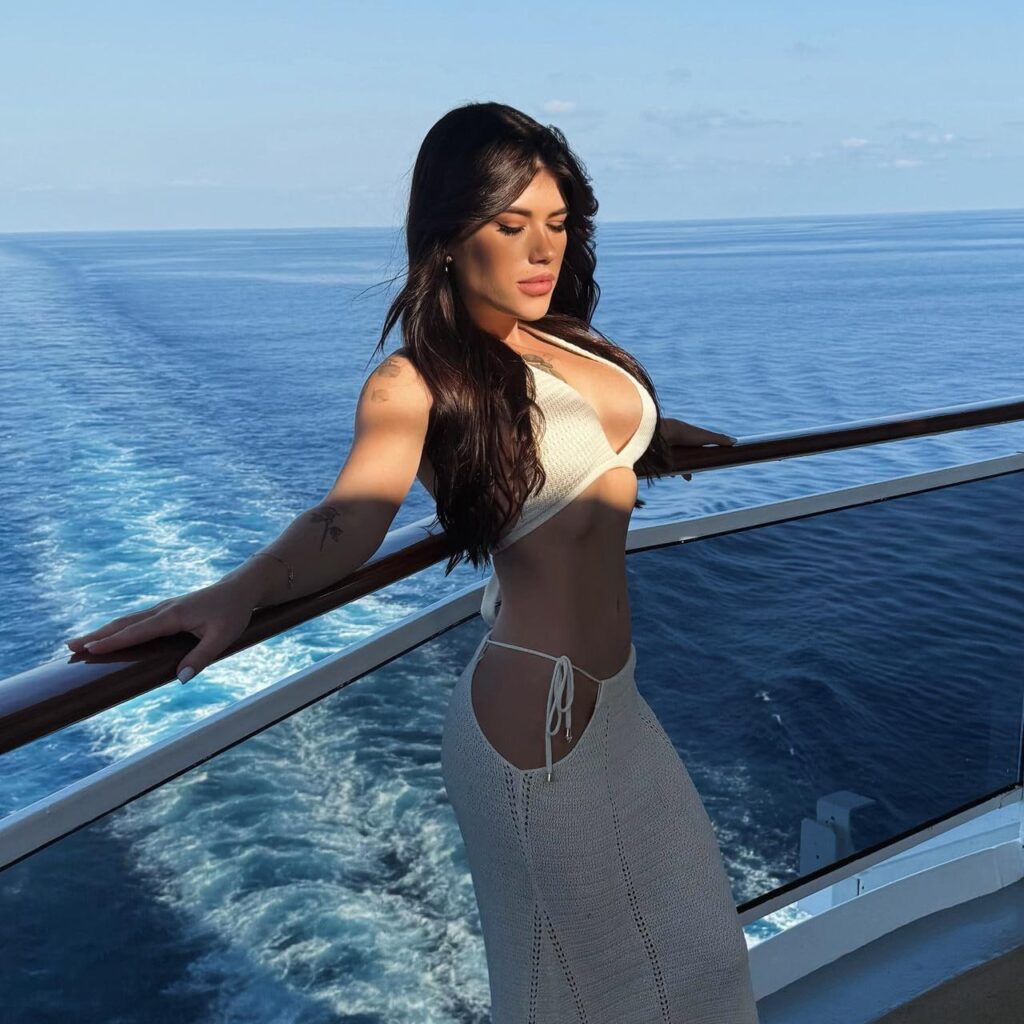 Кимберли — возраст 22, рост 168, вес 52, размер груди 3