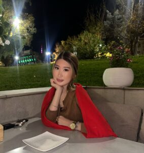 Эскортница Руслана - грудь 1, рост 167 см, вес 48 кг, цвет волос Блондинки, этничность Азиатская