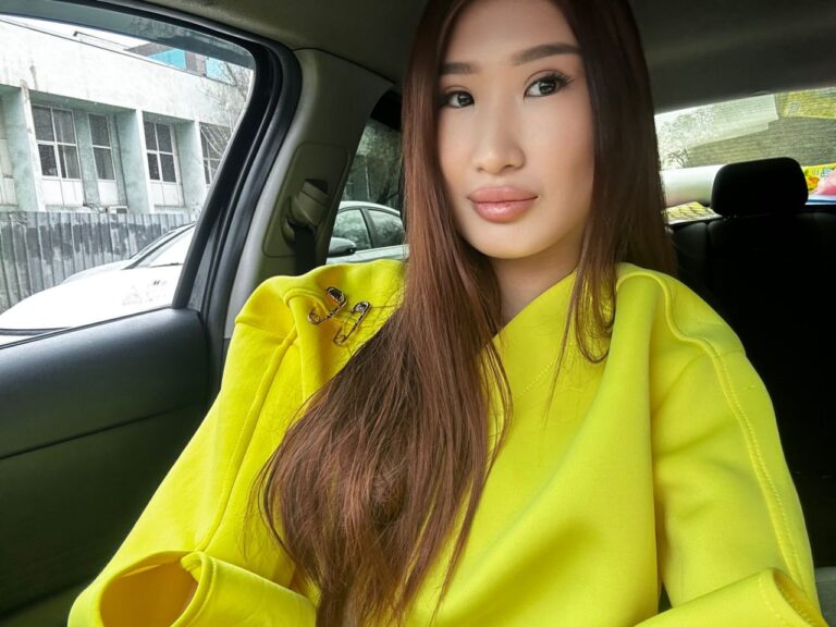 Эскортница Руслана - грудь 1, рост 167 см, вес 48 кг, цвет волос Блондинки, этничность Азиатская