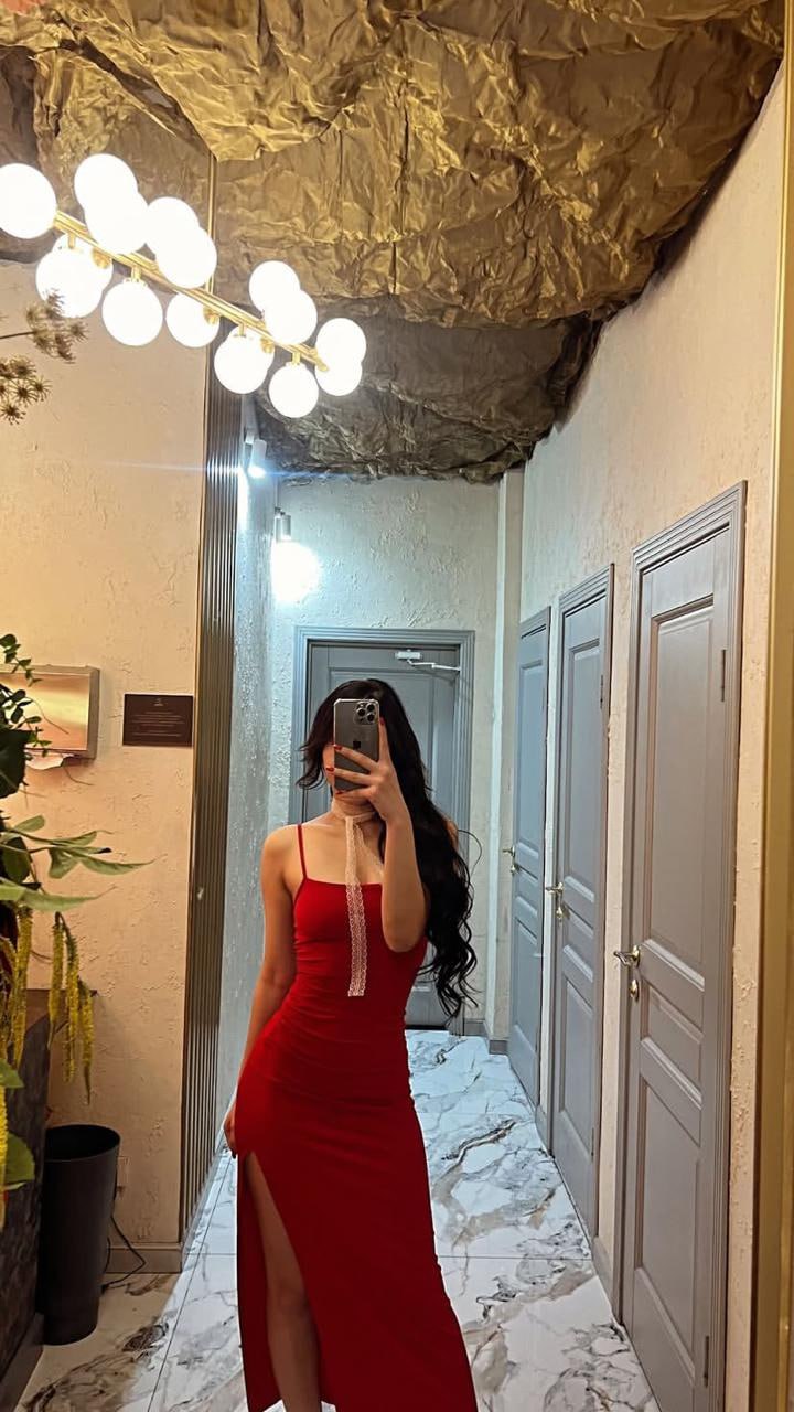 Эскортница Элиза - грудь 2, рост 170 см, вес 55 кг, цвет волос Шатенки, этничность Азиатская