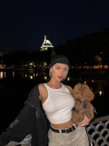 Эскортница Камалия - грудь 3, рост 170 см, вес 50 кг, цвет волос Блондинки, этничность Европейская