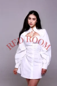 Эскортница Олеся - грудь 3, рост 169 см, вес 54 кг, цвет волос Брюнетки, этничность Европейская