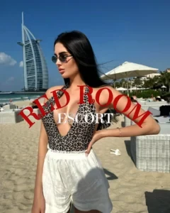 Эскортница Нэлли - грудь 4, рост 165 см, вес 52 кг, цвет волос Брюнетки, этничность Европейская