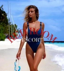 Эскортница Элеонора - грудь 4, рост 175 см, вес 65 кг, цвет волос Русые, этничность Европейская