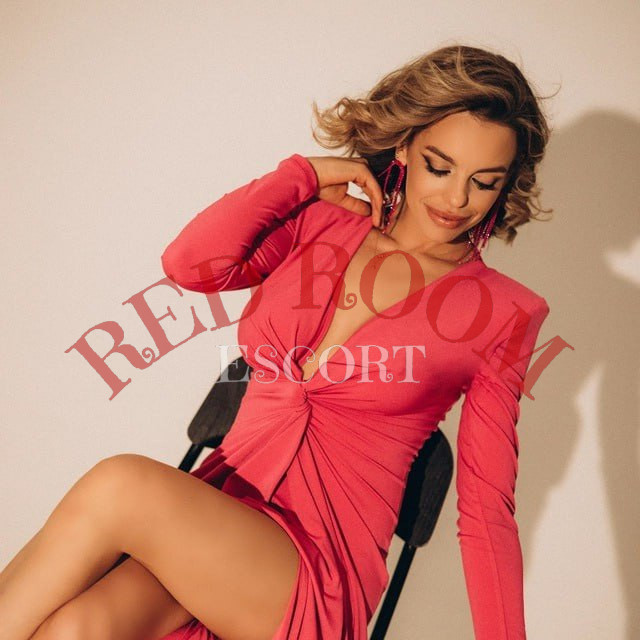 Эскортница Хостер - грудь 3, рост 169 см, вес 54 кг, цвет волос Блондинки, этничность Европейская