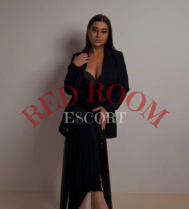 Эскортница Юлия  - грудь 4, рост 170 см, вес 59 кг, цвет волос Брюнетки, этничность Арабская