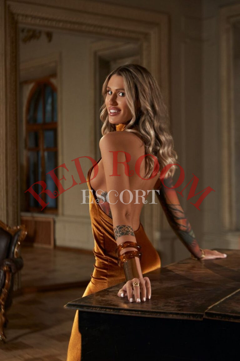 Эскортница Джейн  - грудь 2, рост 180 см, вес 60 кг, цвет волос Русые, этничность Европейская