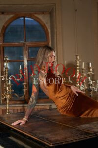 Эскортница Джейн  - грудь 2, рост 180 см, вес 60 кг, цвет волос Русые, этничность Европейская