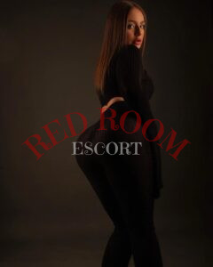 Эскортница Владлена - грудь 3, рост 168 см, вес 55 кг, цвет волос Шатенки, этничность Латиноамериканская