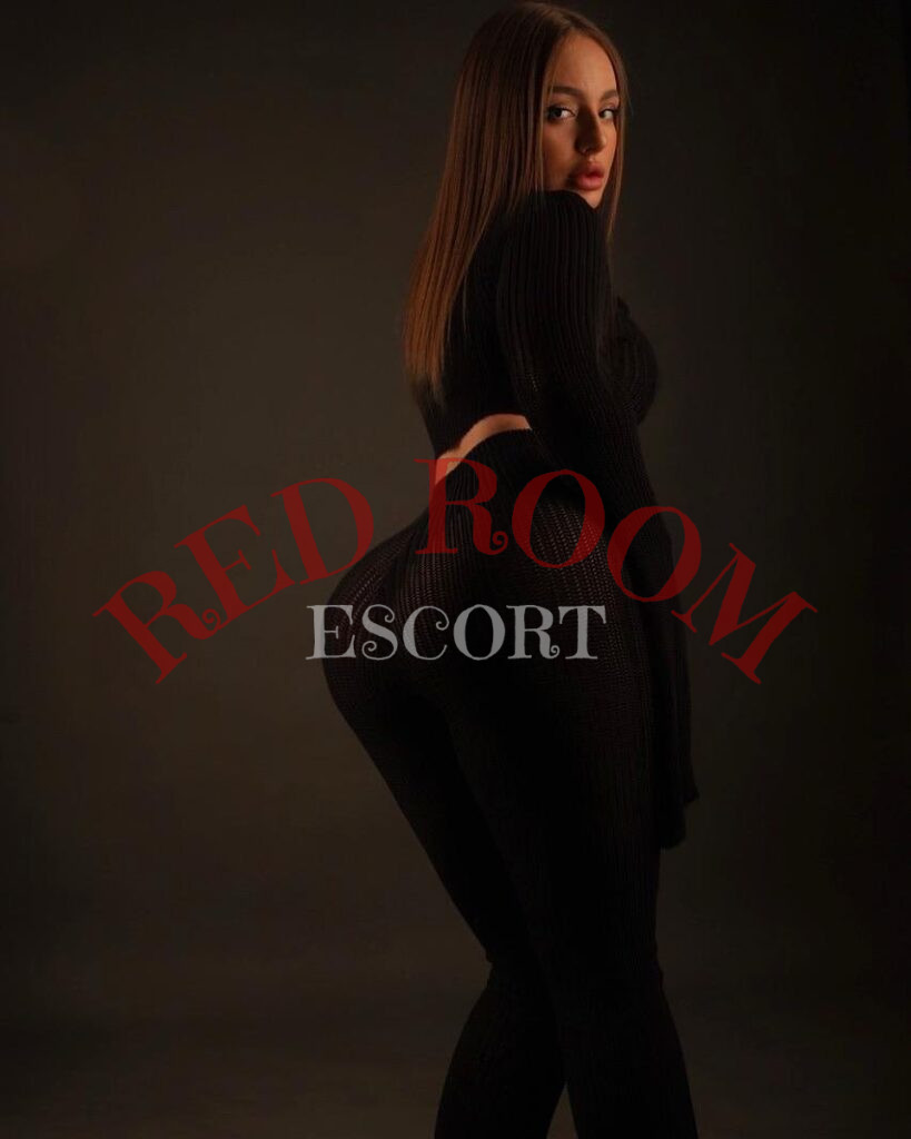 Владлена — возраст 26, рост 168, вес 55, размер груди 3