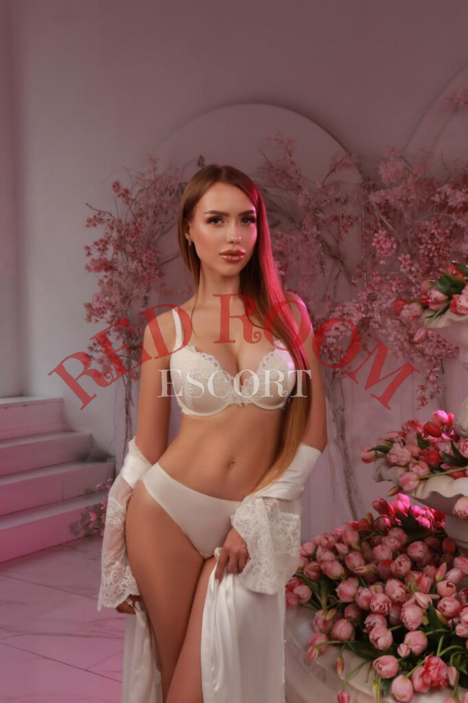 Мика — возраст 25, рост 170, вес 50, размер груди 3