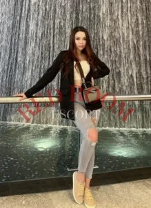 Эскортница Муза - грудь 2, рост 172 см, вес 52 кг, цвет волос Блондинки