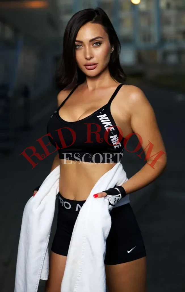 Лили — возраст 25, рост 173, вес 56, размер груди 3