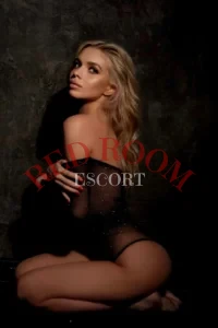 Эскортница Мира - грудь 2, рост 173 см, вес 49 кг, цвет волос Шатенки