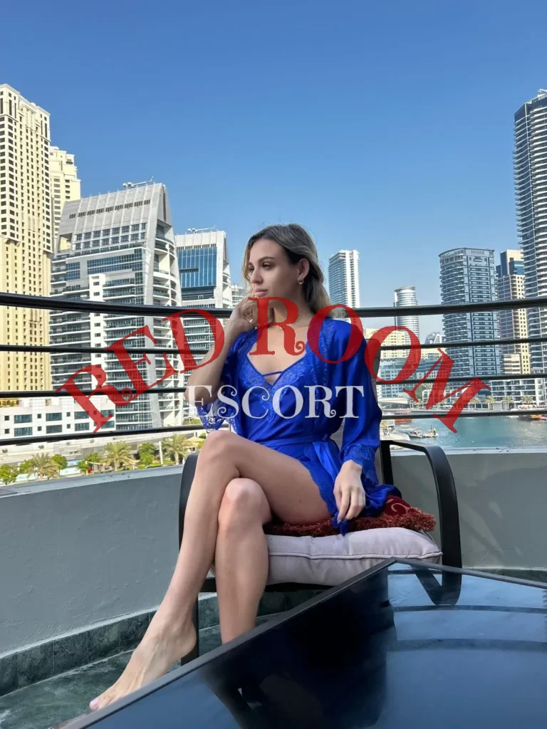 Мэйли — возраст 24, рост 163, вес 47, размер груди 1