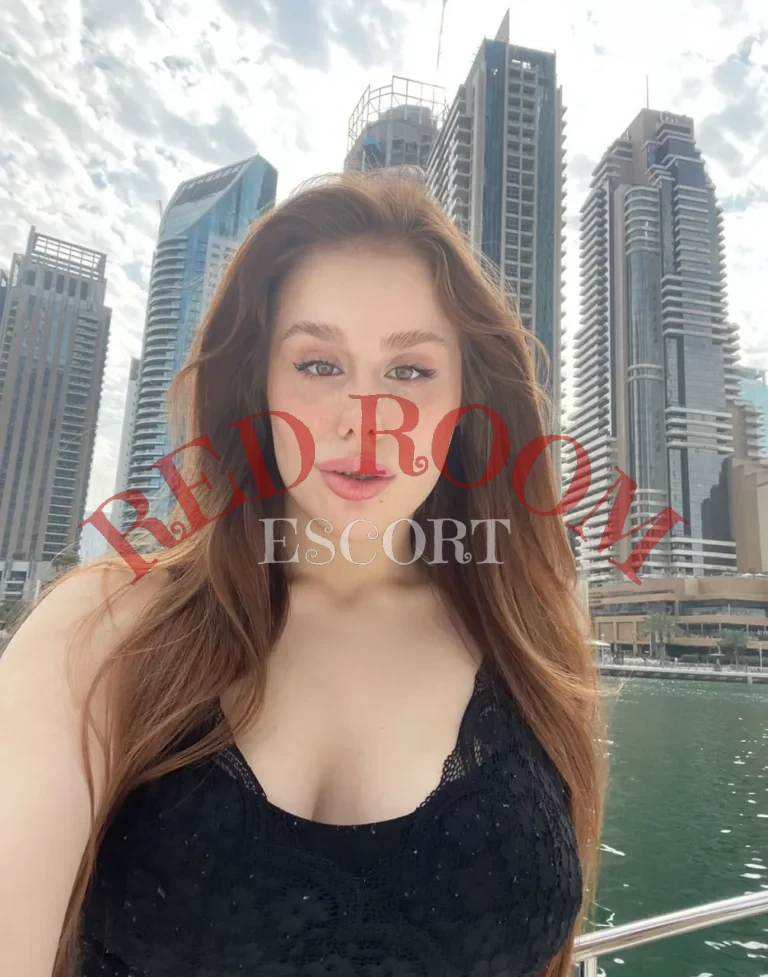 Эскортница Маргарита - грудь 2, рост 170 см, вес 57 кг, цвет волос Шатенки