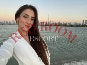 Эскортница Лиза - грудь 2, рост 163 см, вес 50 кг, цвет волос Шатенки